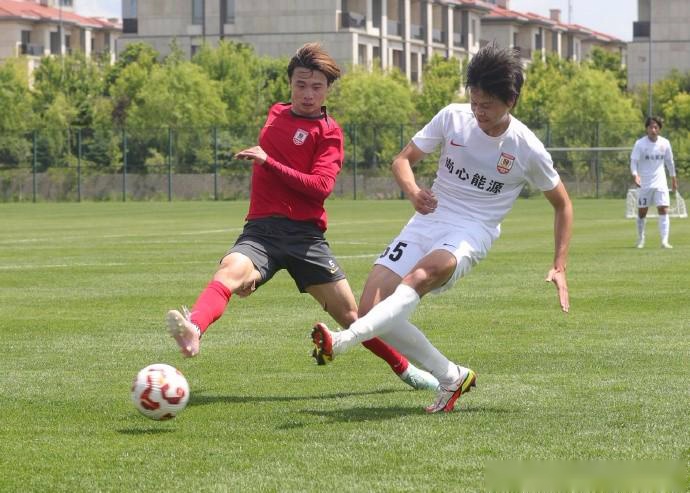 马德里双雄西甲争锋：历史交锋与当代战术碰撞录
